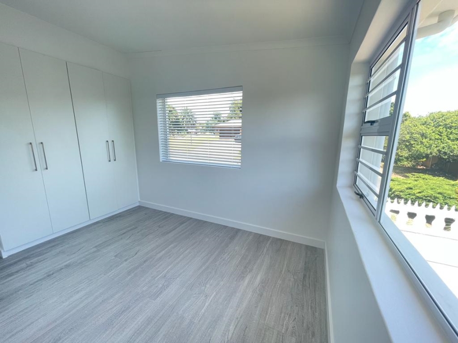 To Let 3 Bedroom Property for Rent in Protea Valley Western Cape